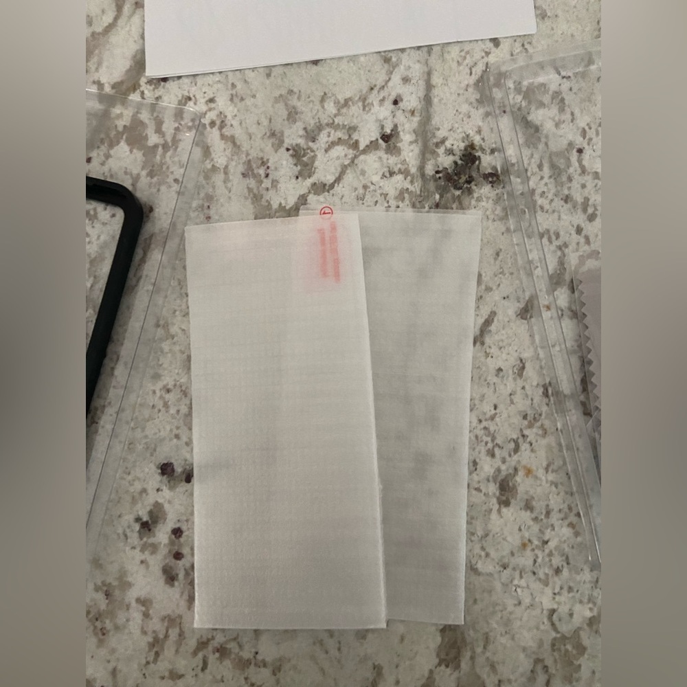 iPhone screen protector - Picture 6 of 6